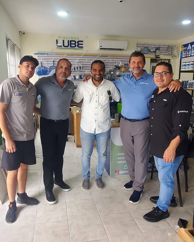Equipo Piscinas Lube